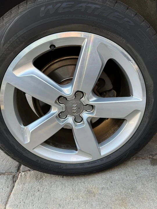 2011 Audi 8R Q5 - Image 7 of 21