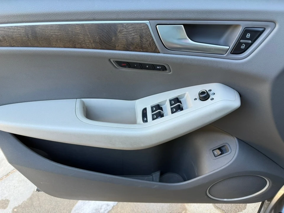 2011 Audi 8R Q5 - Image 13 of 21