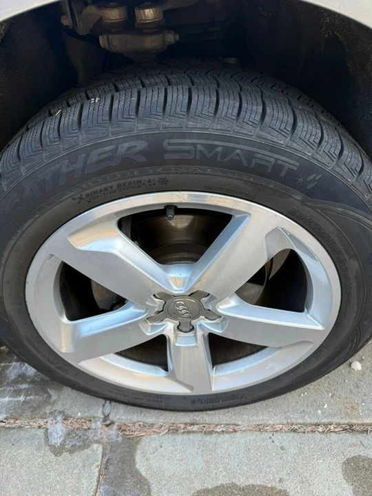 2011 Audi 8R Q5 - Image 9 of 21