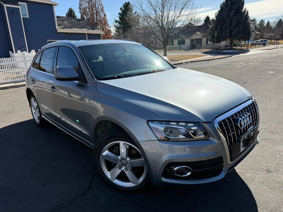 2011 Audi 8R Q5 - Image 2 of 21