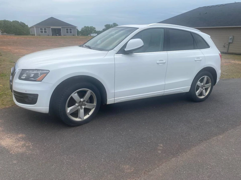 2011 Audi 8R Q5 - Image 4 of 10