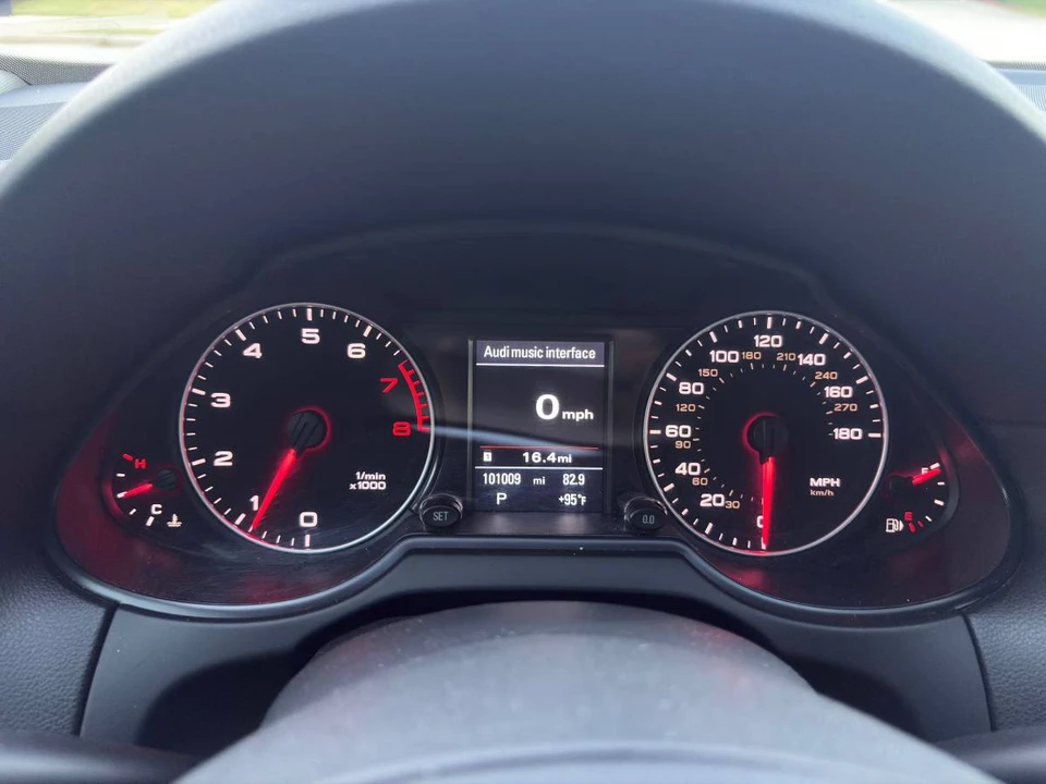 2011 Audi 8R Q5 - Image 22 of 22