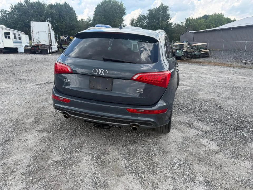 2011 Audi 8R Q5 - Image 14 of 15
