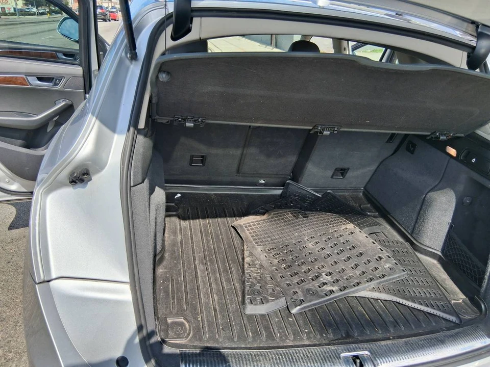 2011 Audi 8R Q5 - Image 12 of 22