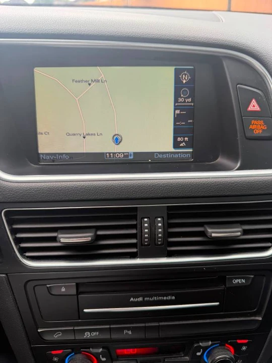 2011 Audi 8R Q5 - Image 10 of 20