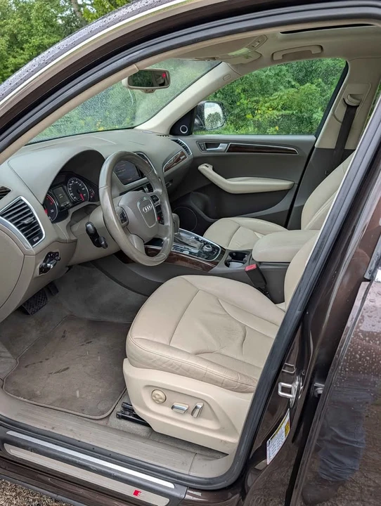 2011 Audi 8R Q5 - Image 6 of 20