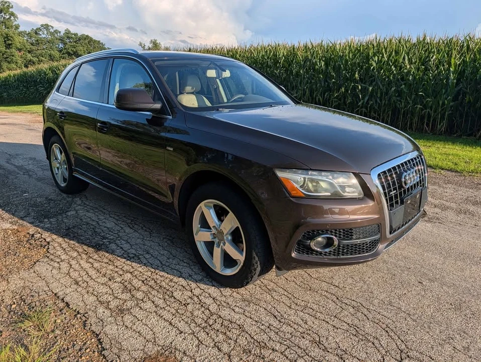 2011 Audi 8R Q5 - Image 2 of 20