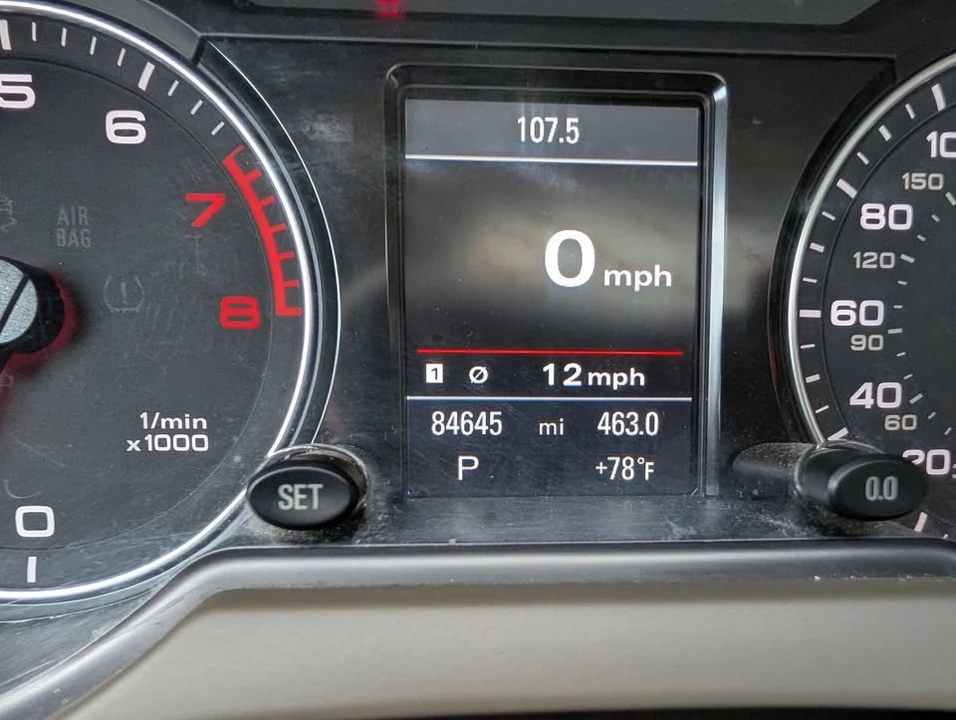 2011 Audi 8R Q5 - Image 11 of 20