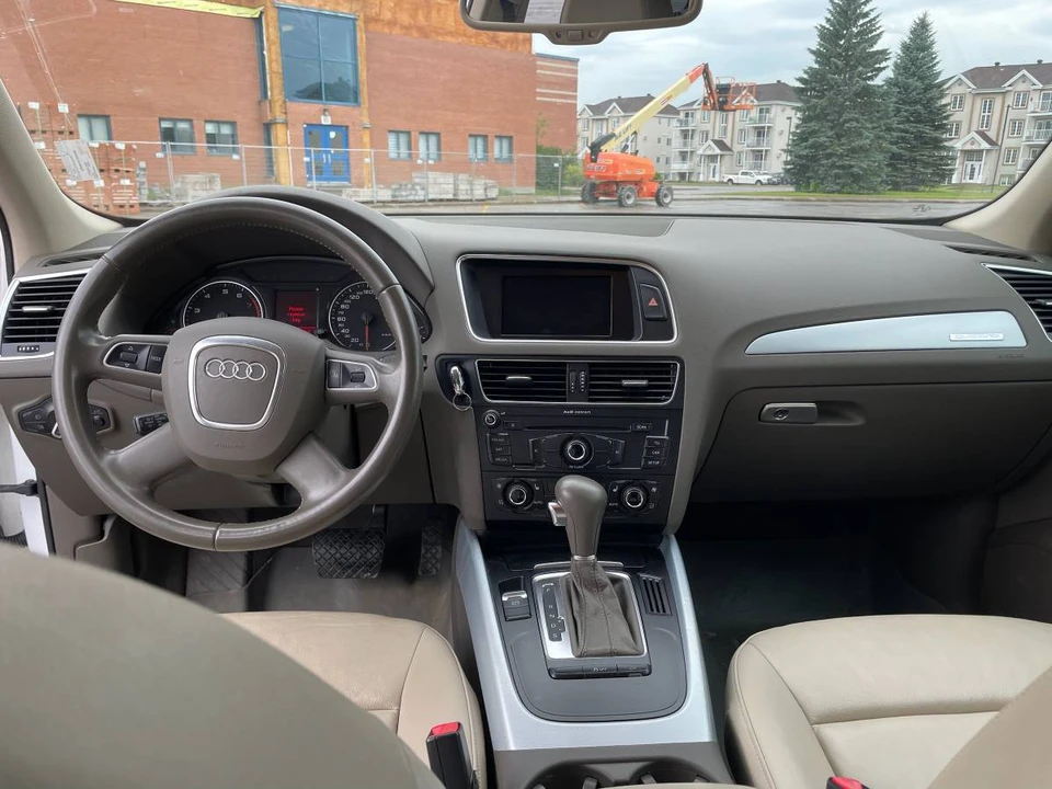 2011 Audi 8R Q5 - Image 10 of 18