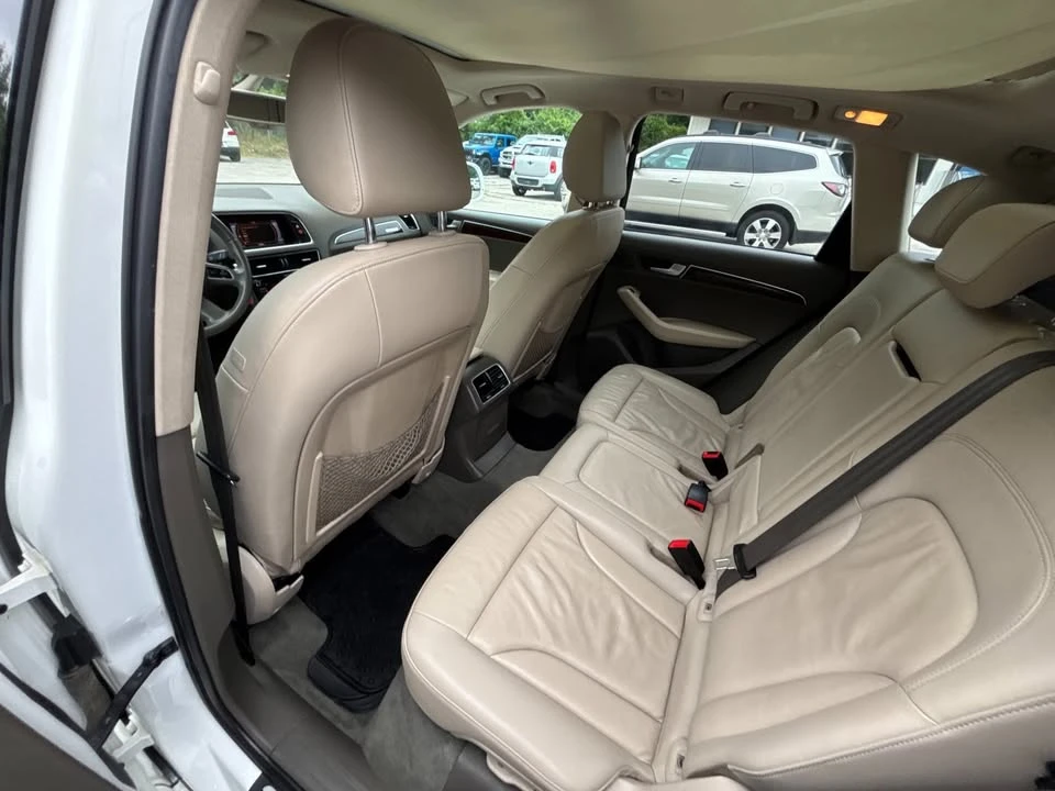 2011 Audi 8R Q5 - Image 12 of 19