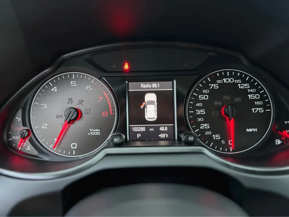 2011 Audi 8R Q5 - Image 19 of 20