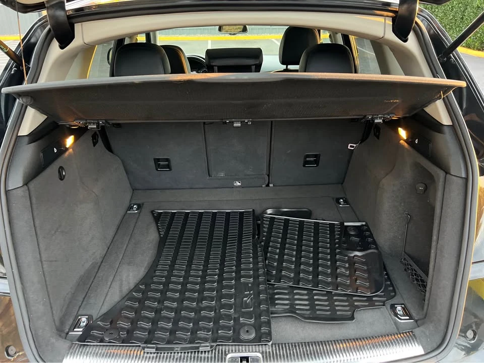 2011 Audi 8R Q5 - Image 10 of 20