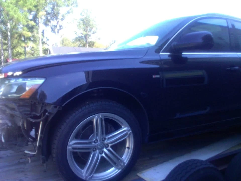2011 Audi 8R Q5 - Image 2 of 5