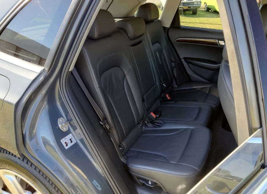 2011 Audi 8R Q5 - Image 12 of 17