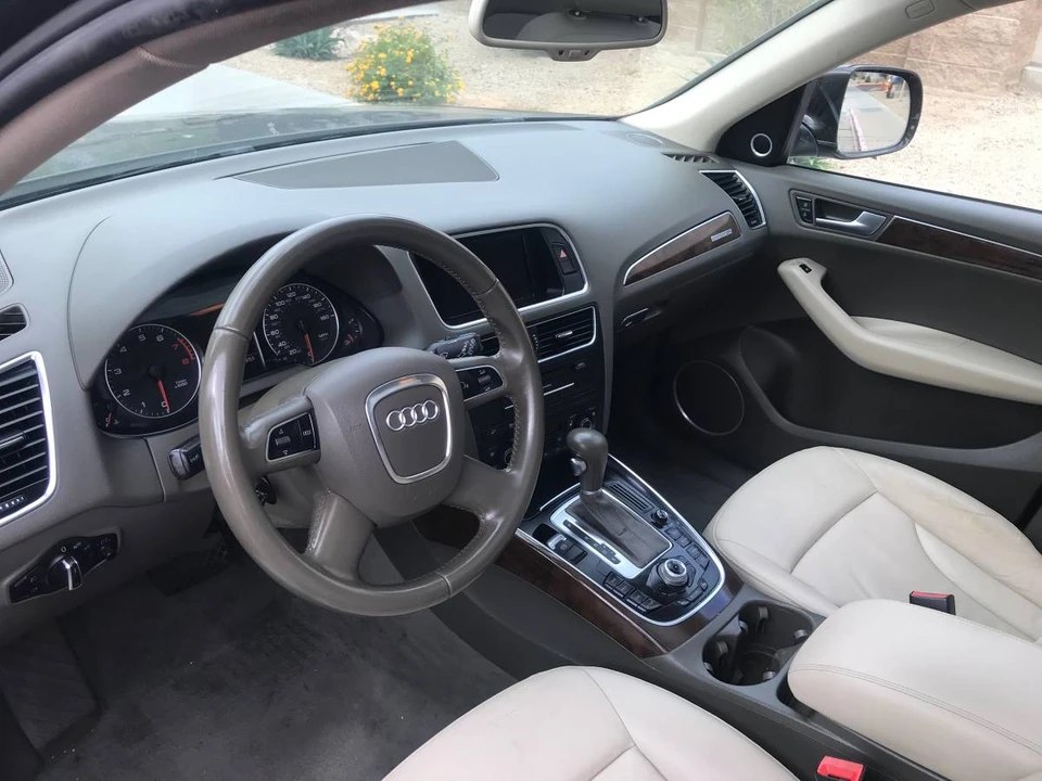 2011 Audi 8R Q5 - Image 12 of 17