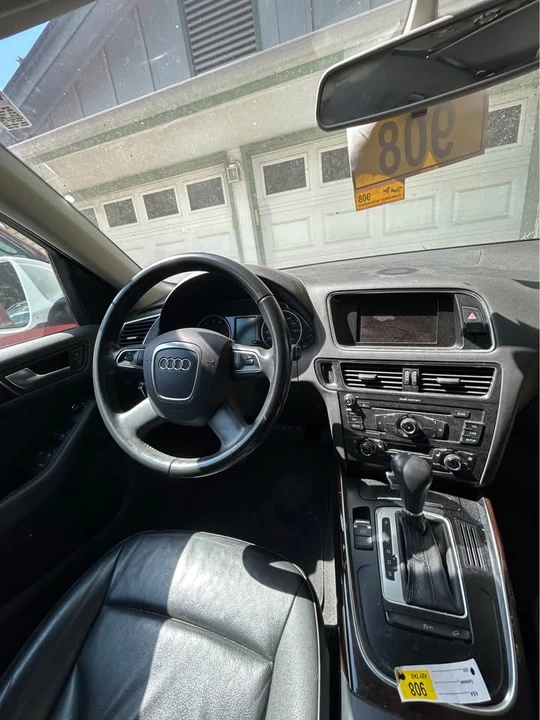 2011 Audi 8R Q5 - Image 8 of 10