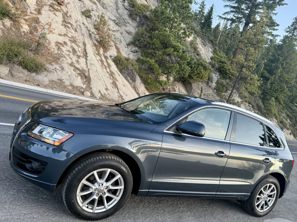 2011 Audi 8R Q5 - Image 6 of 31