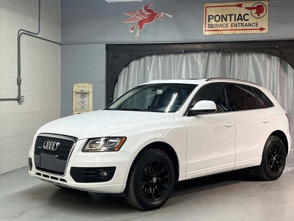 2011 Audi 8R Q5 - Image 3 of 31