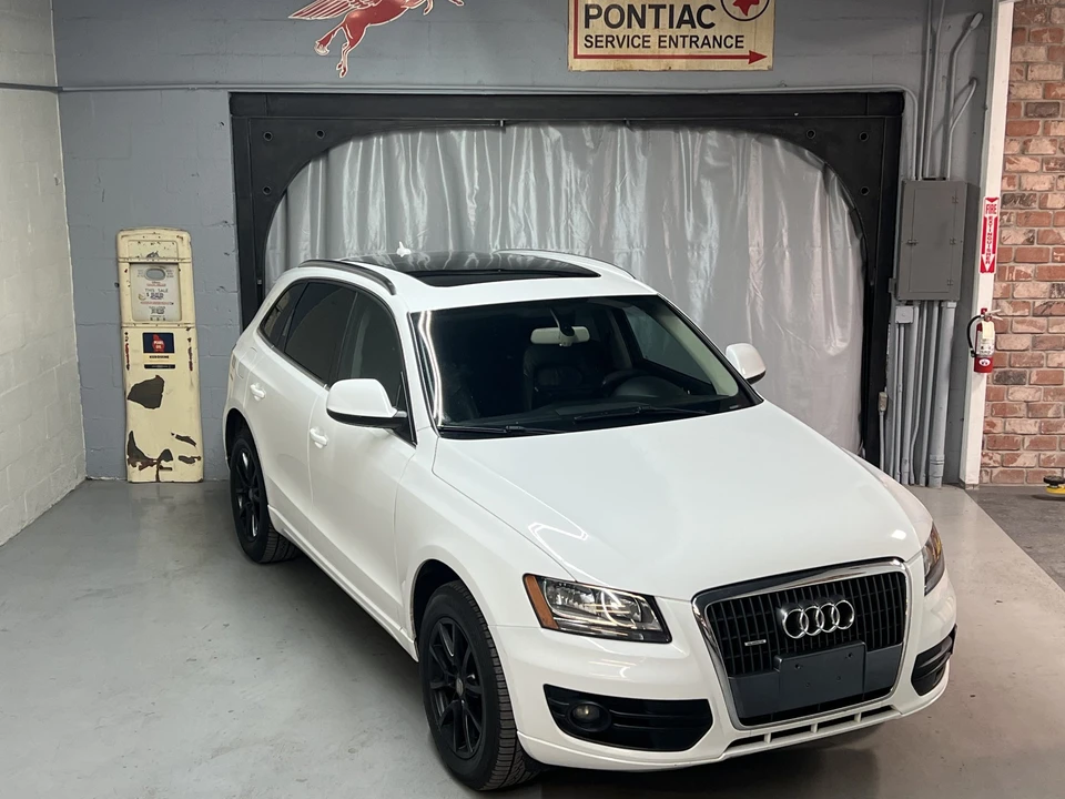2011 Audi 8R Q5 - Image 8 of 31
