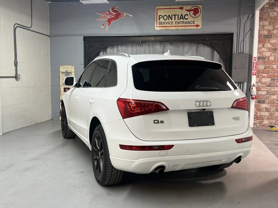 2011 Audi 8R Q5 - Image 13 of 31