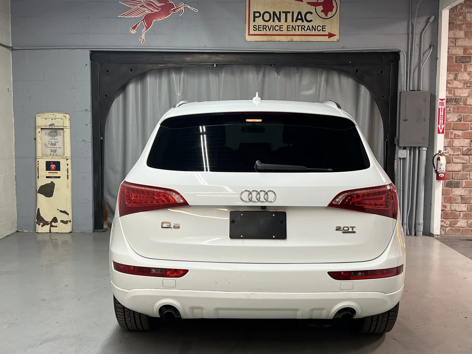 2011 Audi 8R Q5 - Image 12 of 31
