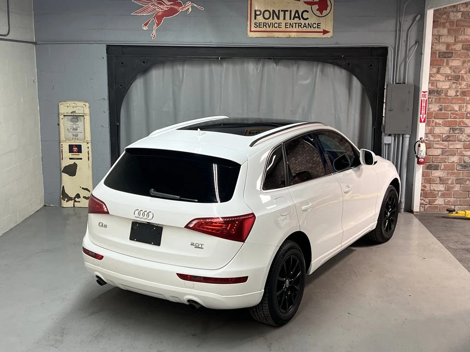 2011 Audi 8R Q5 - Image 11 of 31