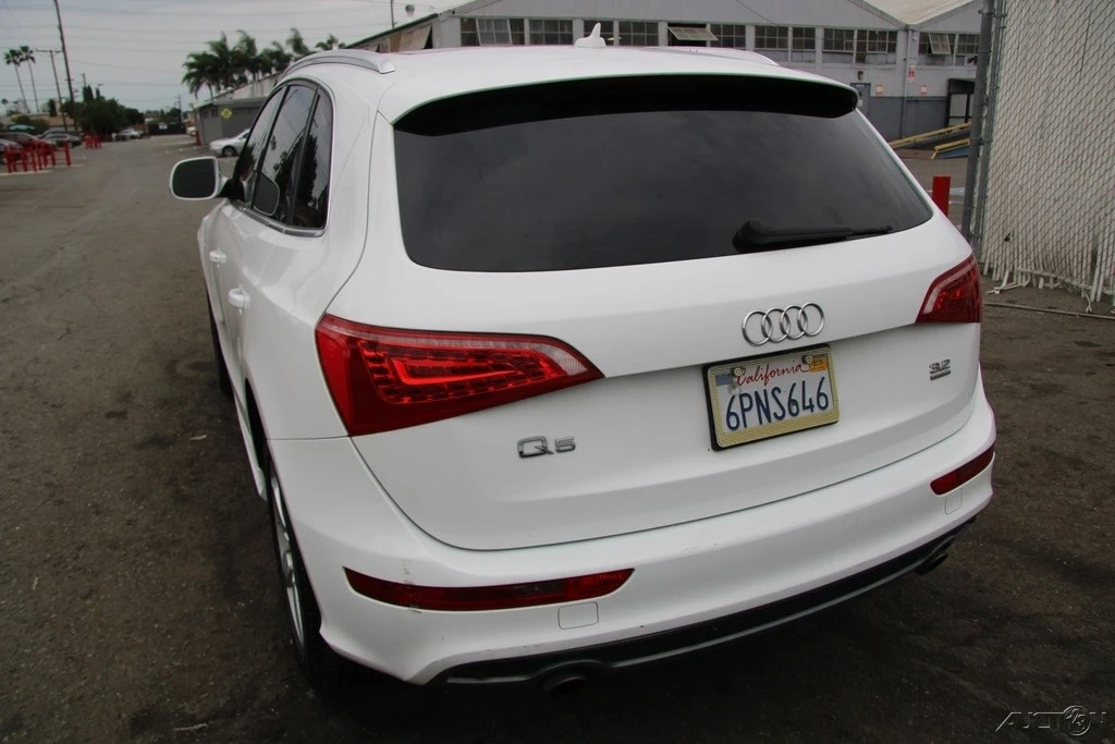 2011 Audi 8R Q5 - Image 5 of 21