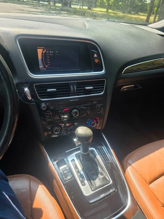 2011 Audi 8R Q5 - Image 17 of 18