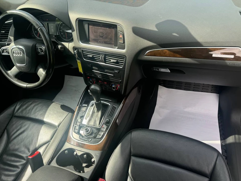 2011 Audi 8R Q5 - Image 15 of 18