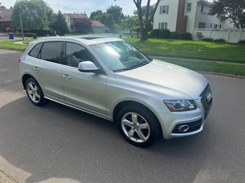 2011 Audi 8R Q5 - Image 5 of 18
