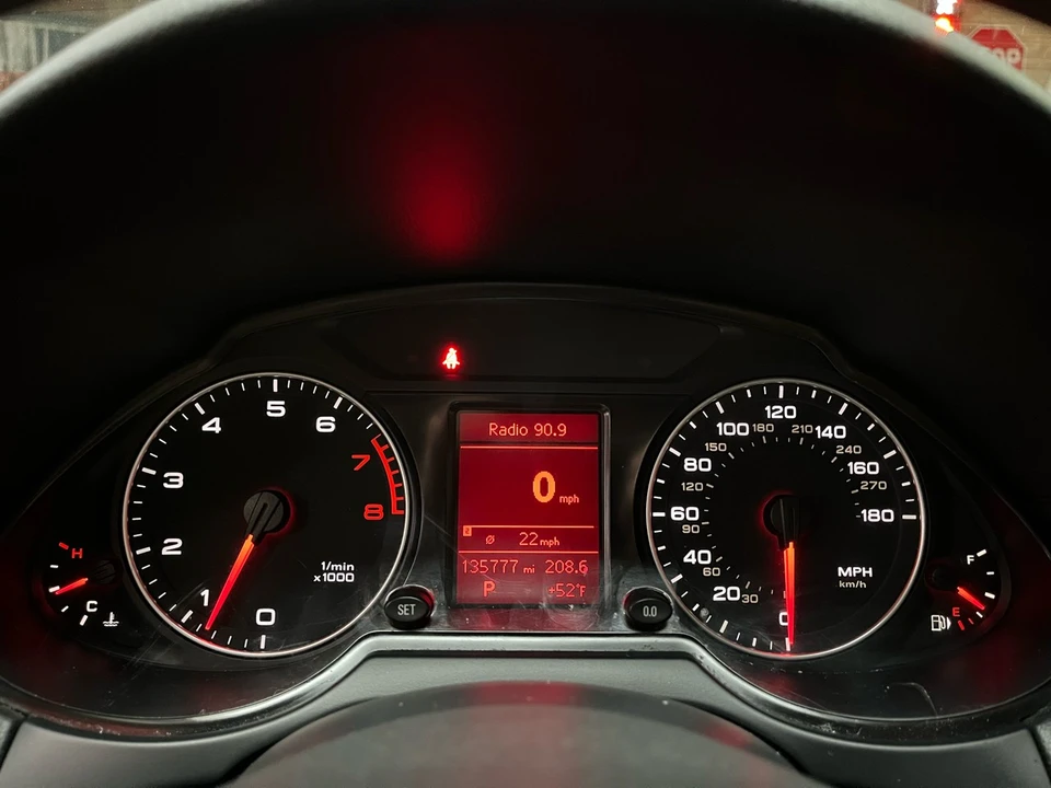 2011 Audi 8R Q5 - Image 13 of 21