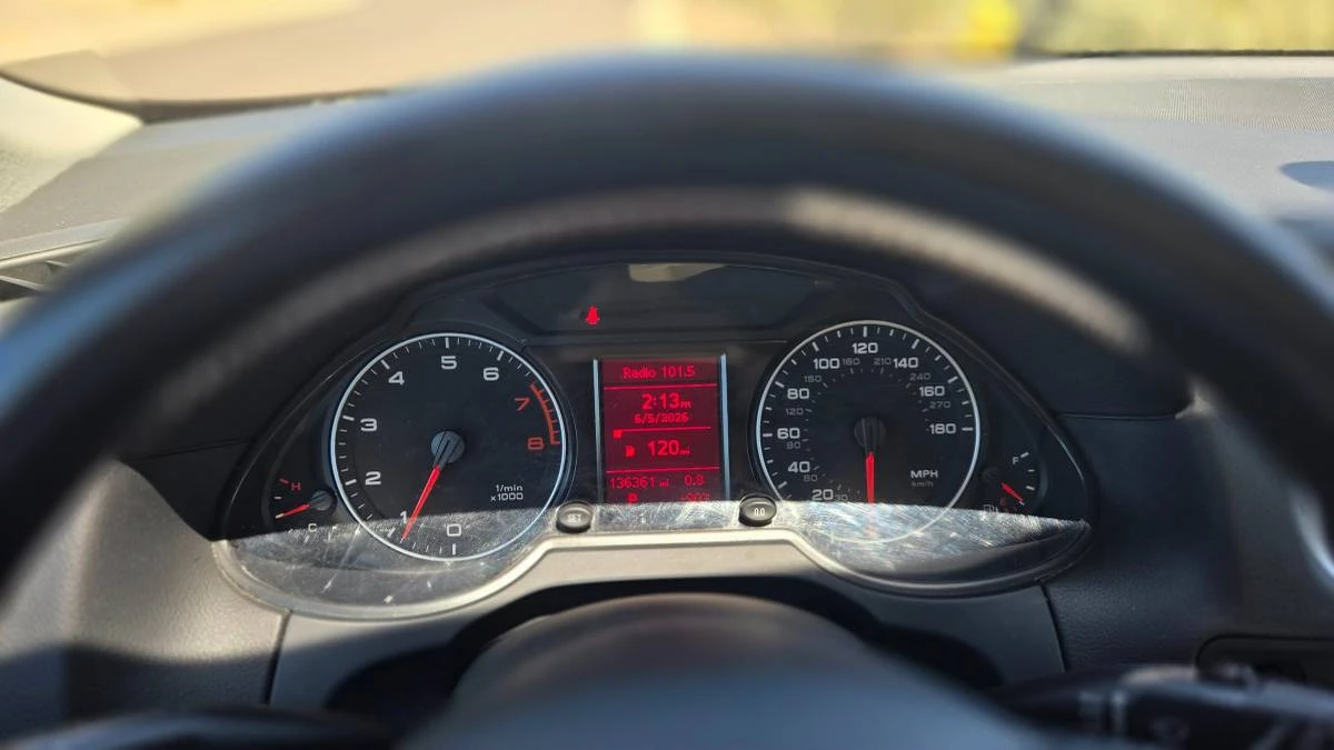 2011 Audi 8R Q5 - Image 10 of 11
