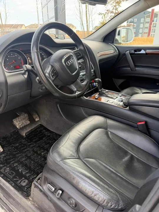 2011 Audi 4L Q7 - Image 3 of 4