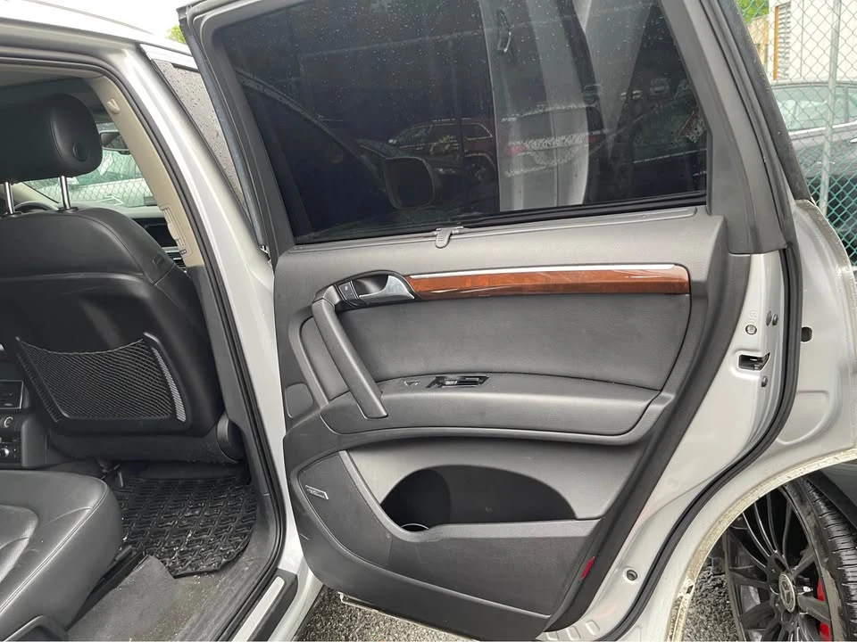 2011 Audi 4L Q7 - Image 17 of 17