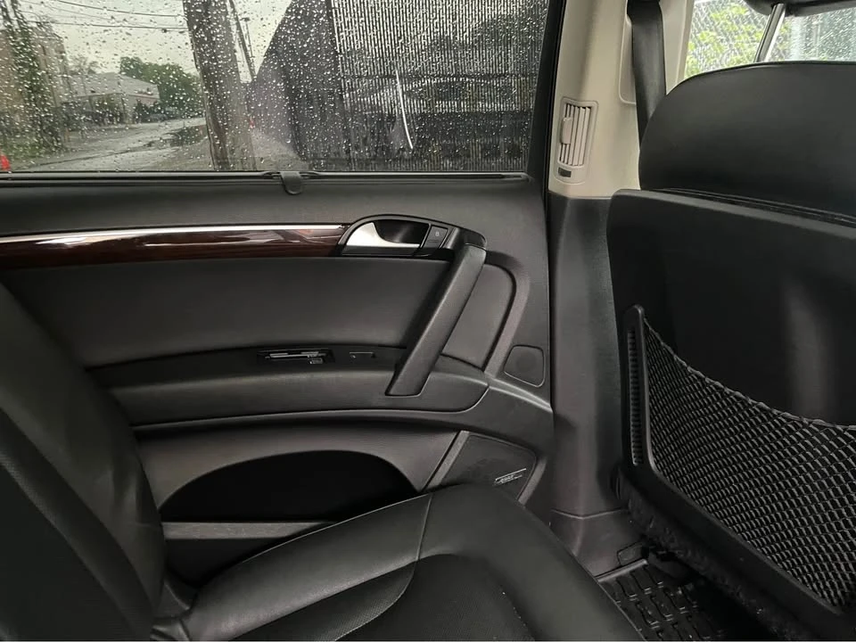 2011 Audi 4L Q7 - Image 16 of 17