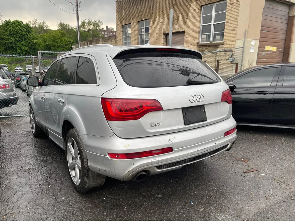 2011 Audi 4L Q7 - Image 4 of 17