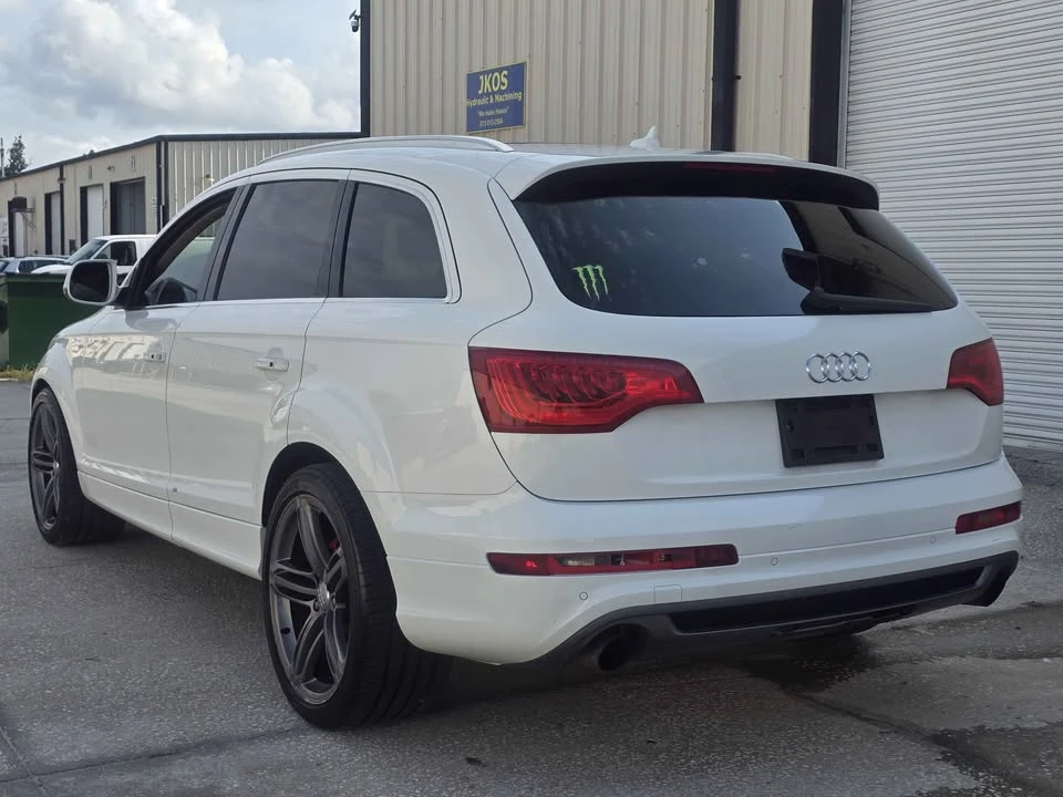 2011 Audi 4L Q7 - Image 6 of 15