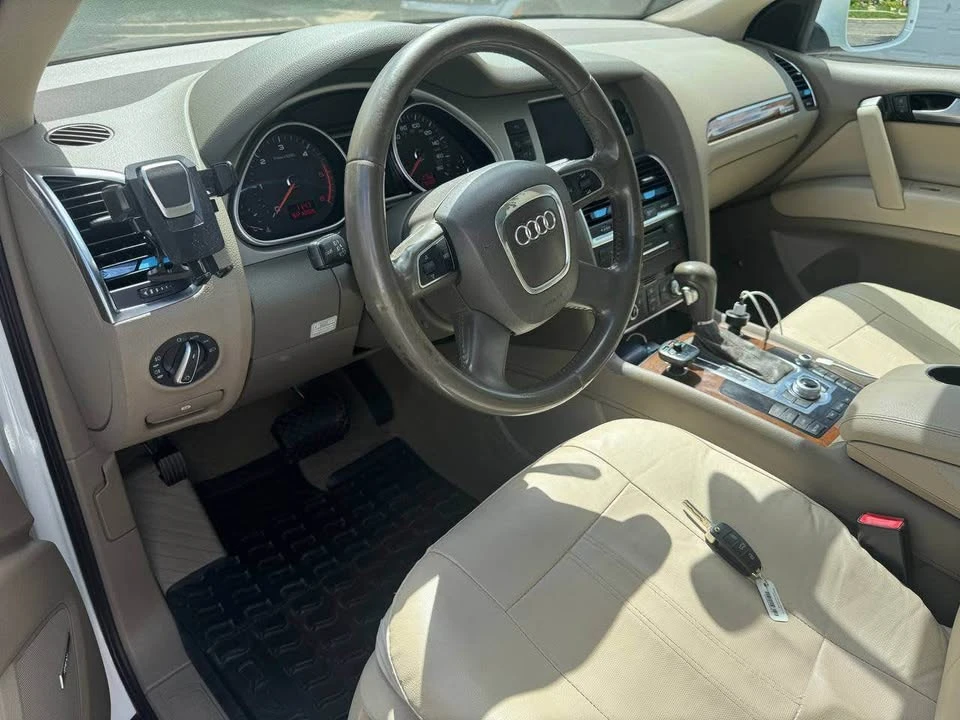2011 Audi 4L Q7 - Image 7 of 20