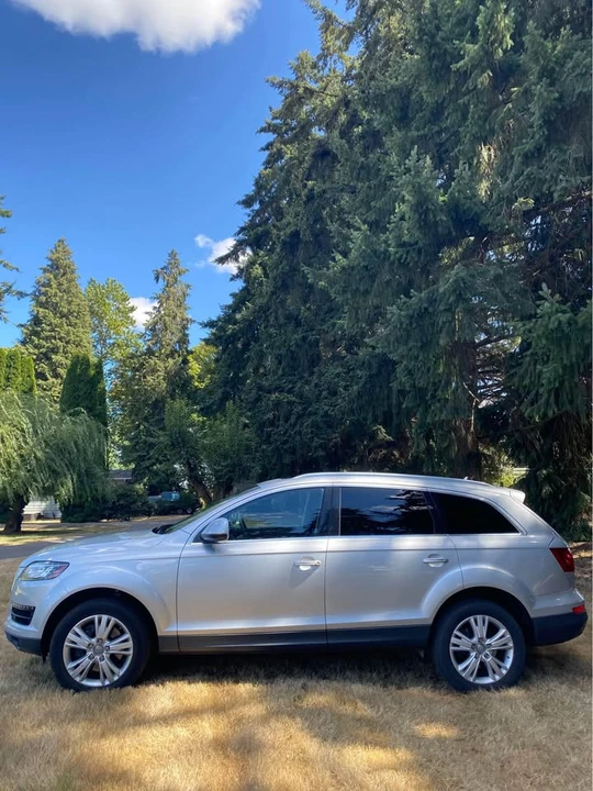 2011 Audi 4L Q7 - Image 2 of 8