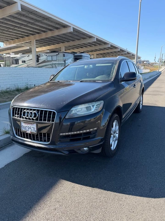 2011 Audi 4L Q7 - Image 2 of 8