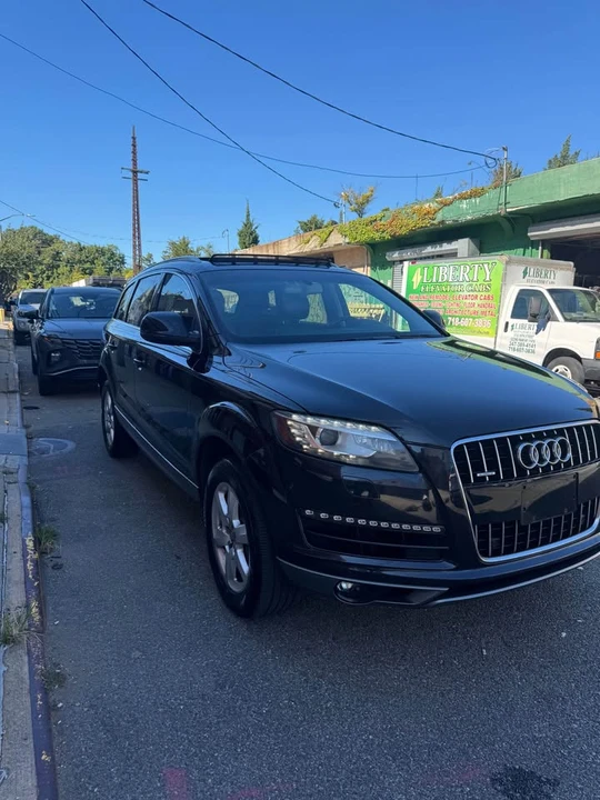 2011 Audi 4L Q7 - Image 2 of 13