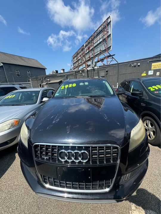 2011 Audi 4L Q7 - Image 2 of 10