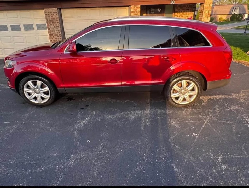 2011 Audi 4L Q7 - Image 2 of 9