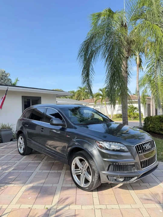 2011 Audi 4L Q7 - Image 2 of 9