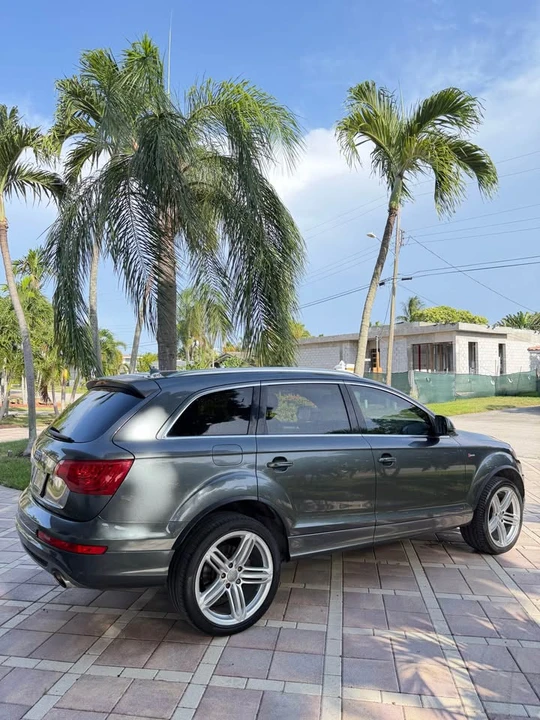2011 Audi 4L Q7 - Image 4 of 9