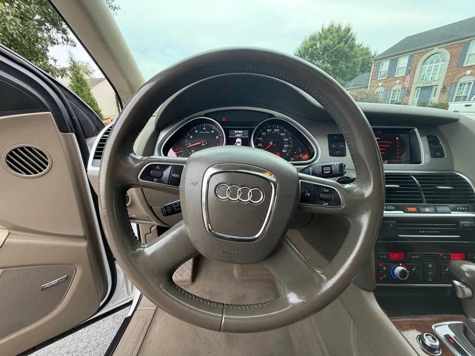 2011 Audi 4L Q7 - Image 9 of 17