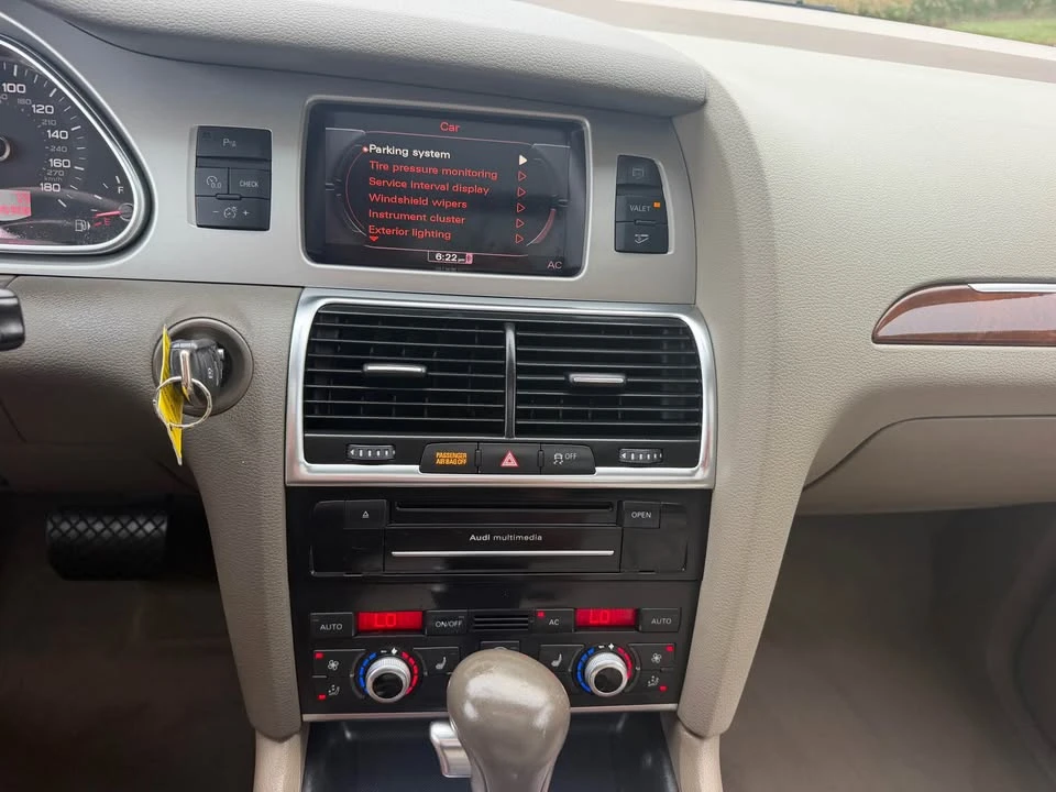 2011 Audi 4L Q7 - Image 12 of 17