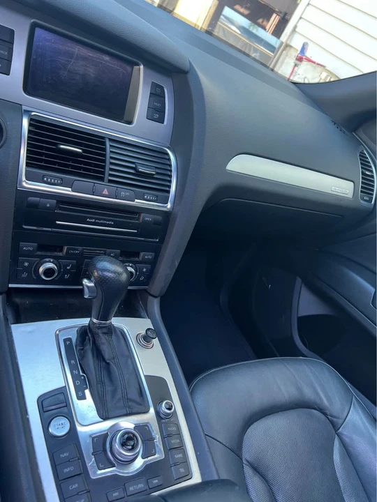 2011 Audi 4L Q7 - Image 8 of 14