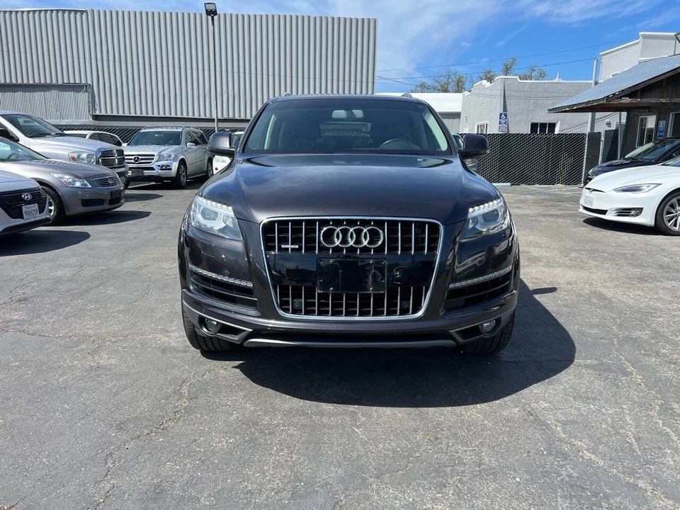 2011 Audi 4L Q7 - Image 2 of 17