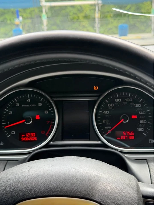 2011 Audi 4L Q7 - Image 7 of 14